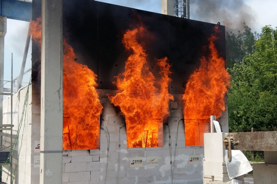 Betonszerkezetek tűzvédelme AVERS Fiber PP műanyag szállal